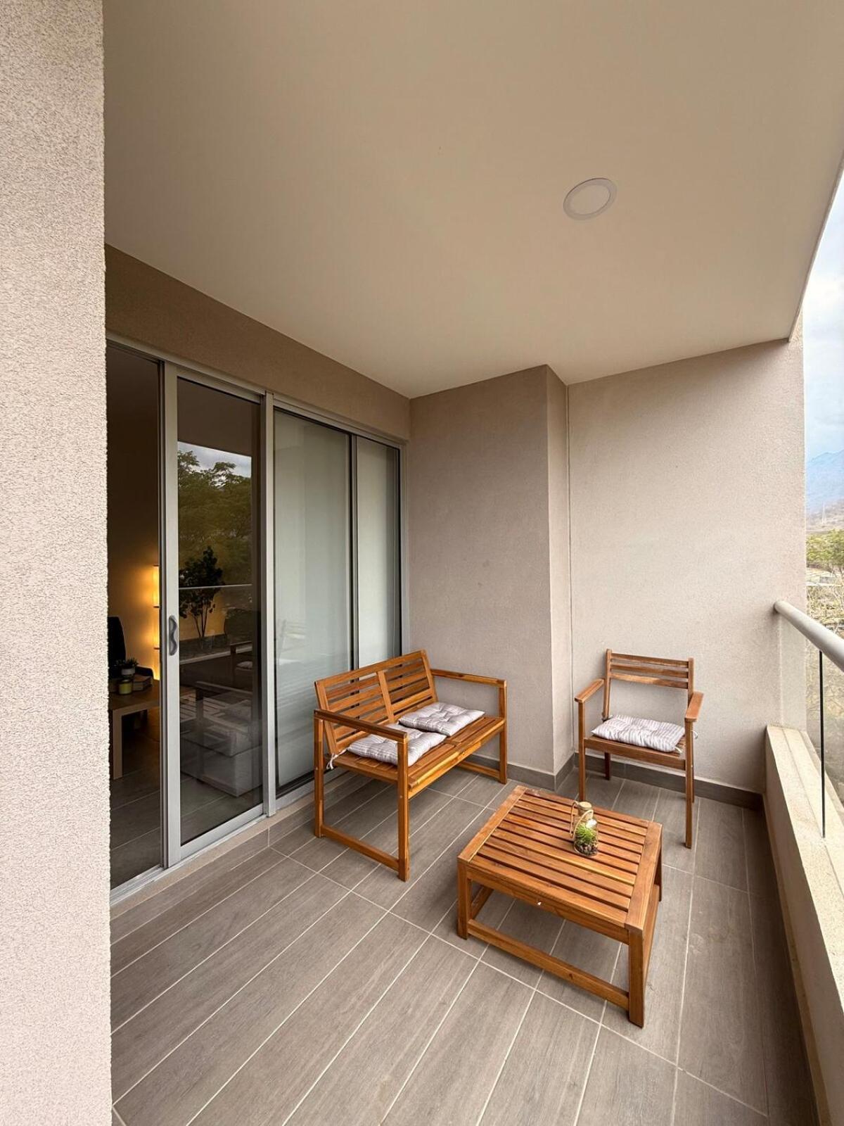 Appartement Modern In *